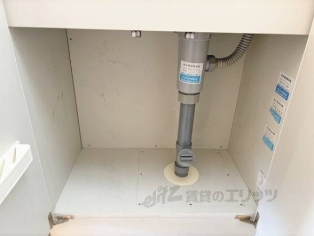 キッチン　収納下部