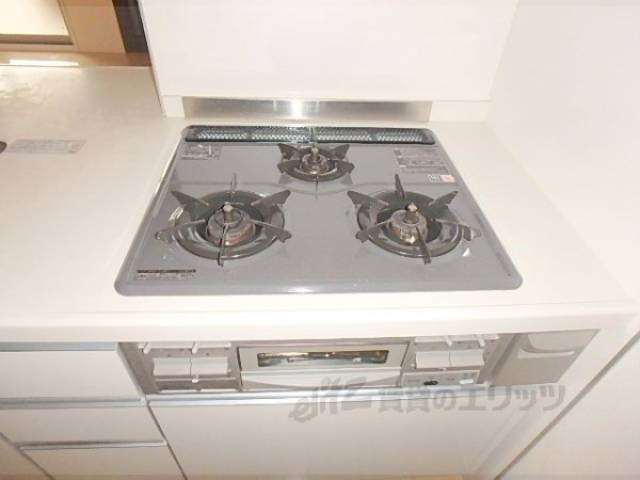 キッチン　コンロ
