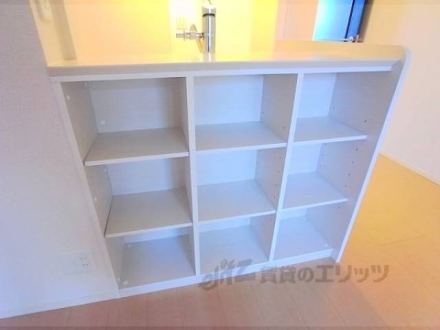 キッチン裏収納