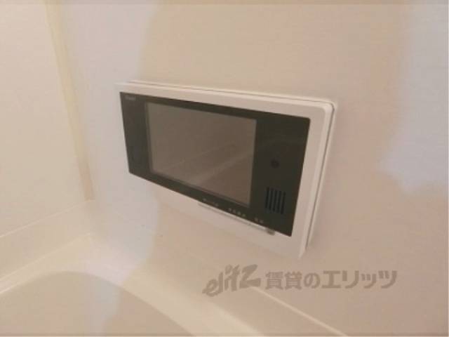 小型テレビ
