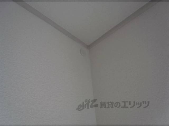 和室　配線用の穴