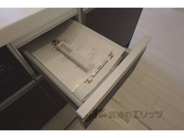 キッチン　収納