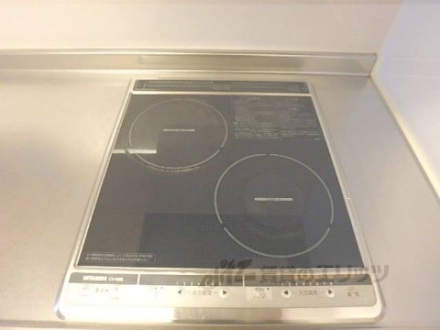 キッチン　二口コンロ