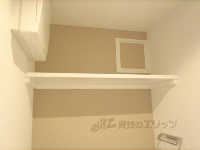 トイレ内棚