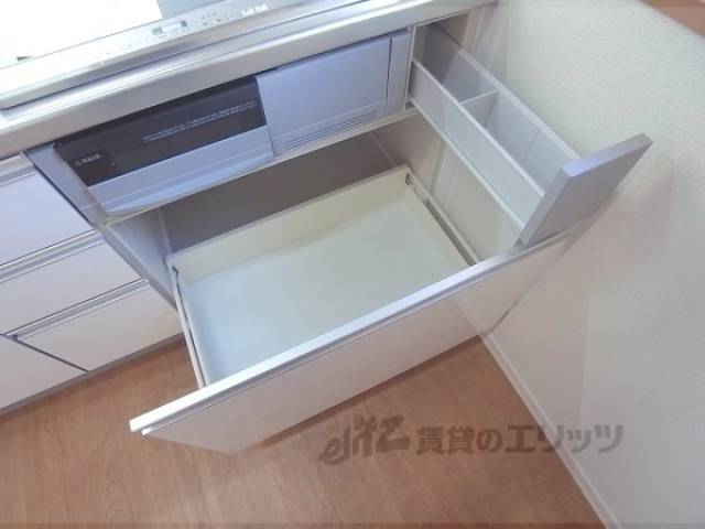キッチン　収納