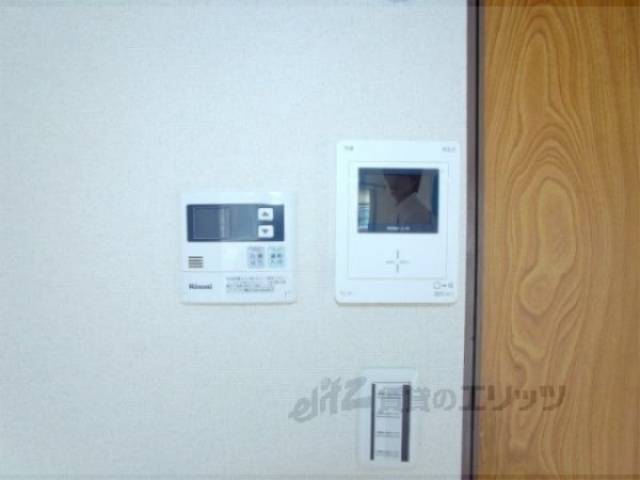 ﾓﾆﾀｰﾌｫﾝ、給湯