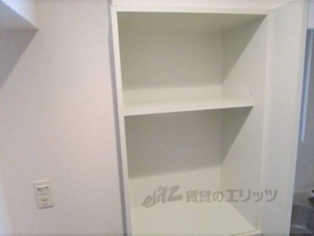 収納　下駄箱上