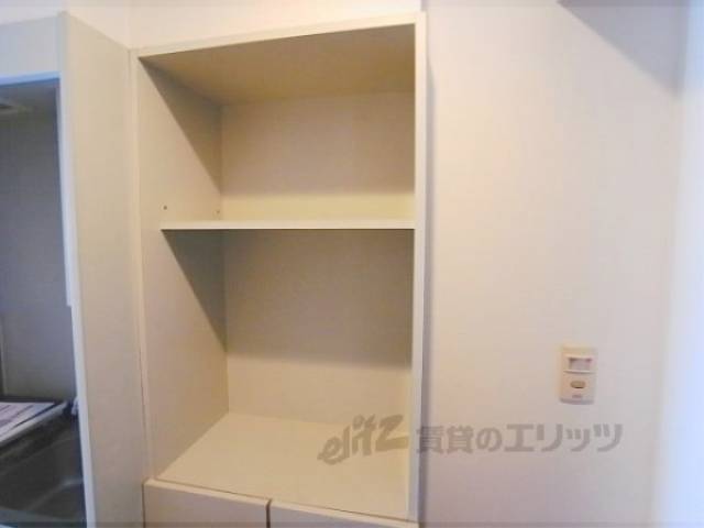 収納　下駄箱上