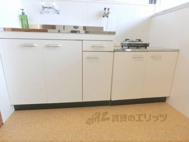 キッチン　収納