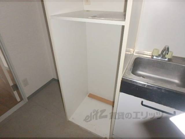 冷蔵庫置場