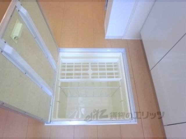 収納　床下収納