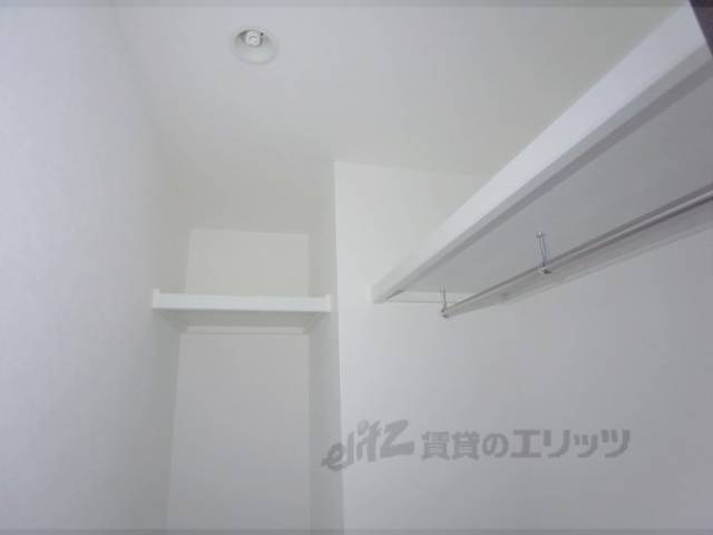 収納　ウォークイン収納