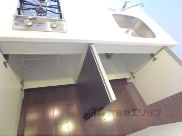 キッチン　下部収納