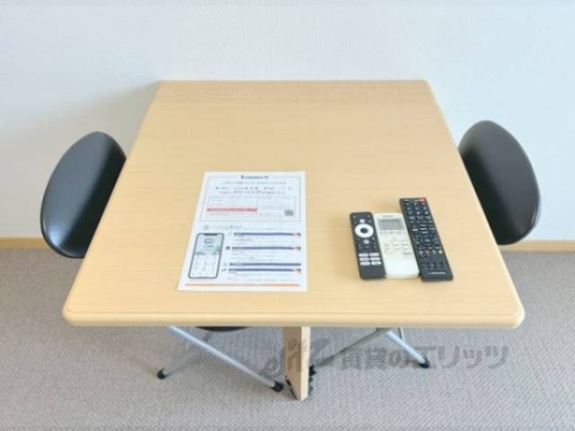 テーブル