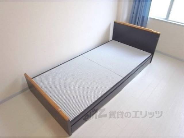 ベッド