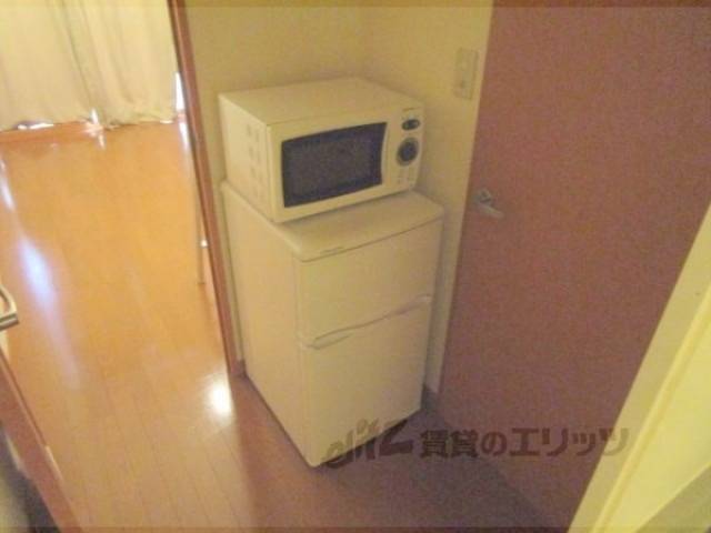 冷蔵庫置場　冷蔵庫、電子レンジ