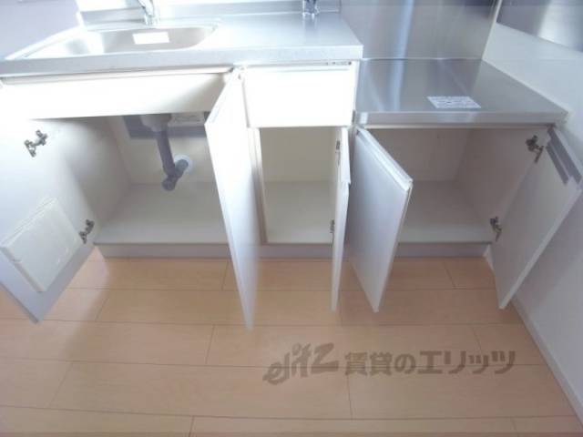 キッチン　収納