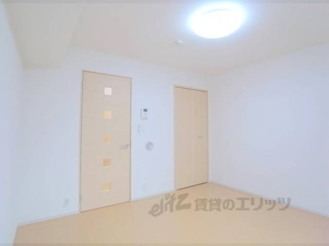 居室　新築のため、非常にキレイなお部屋です。