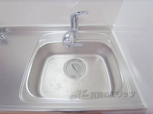 キッチン　シンク　大きめのキレイなシンクです。