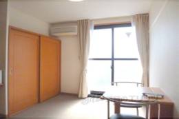 レオパレスアルモニ1番館室内写真2