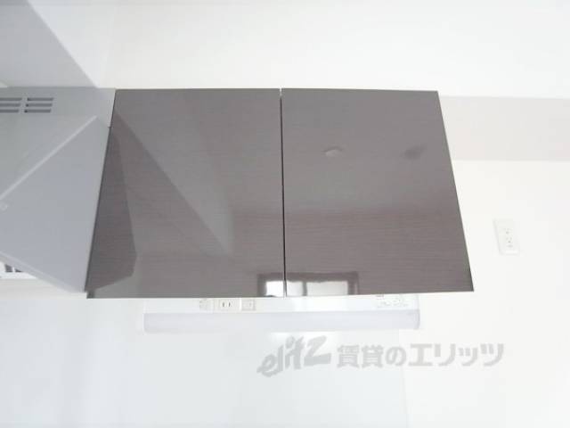 キッチン　上部収納