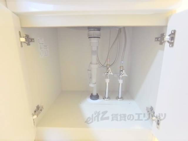 洗面所　下部収納