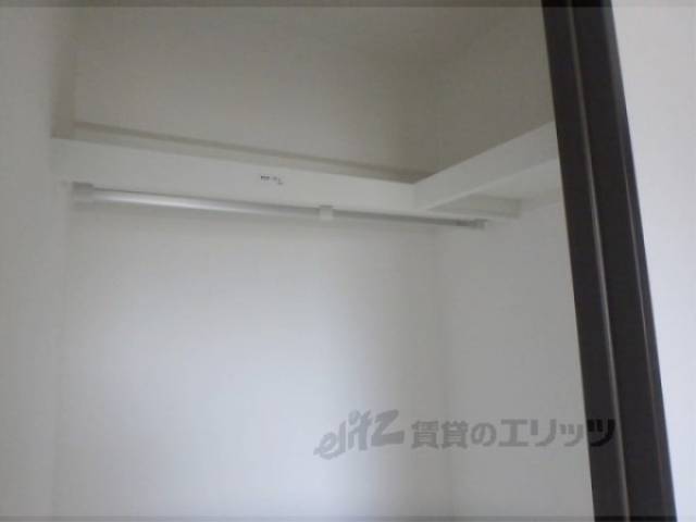 収納　ウォークインクローゼット