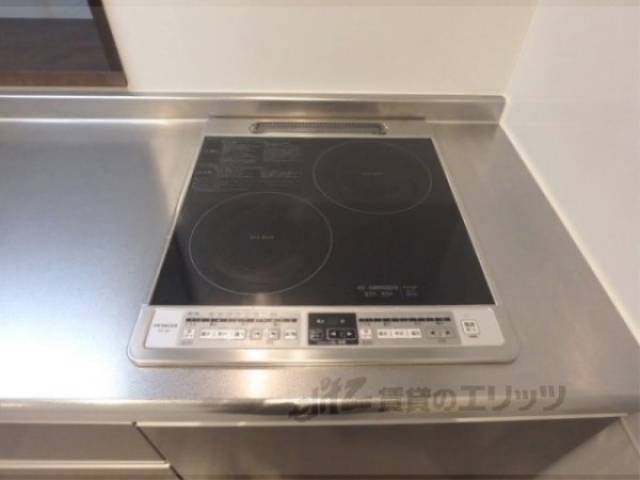 キッチン　二口コンロ