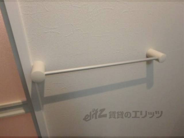 洗面所　タオル掛け
