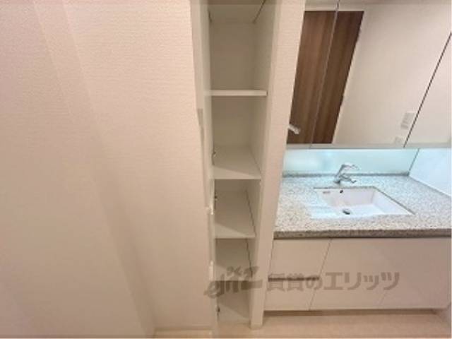 洗面所　収納
