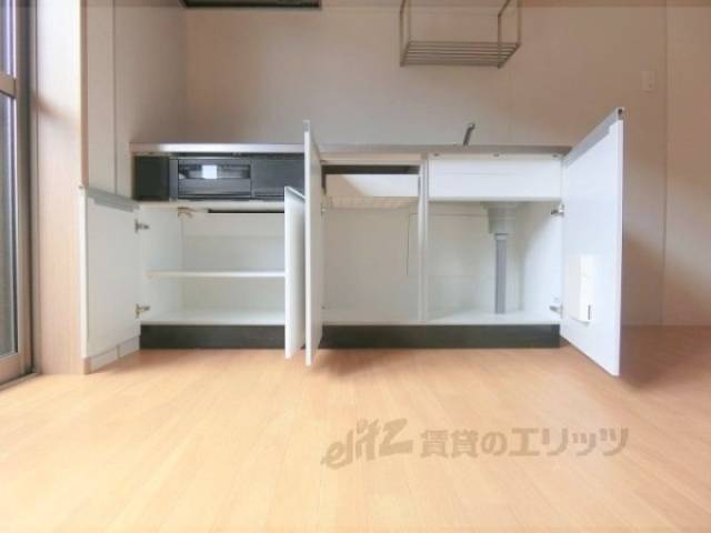 キッチン　収納