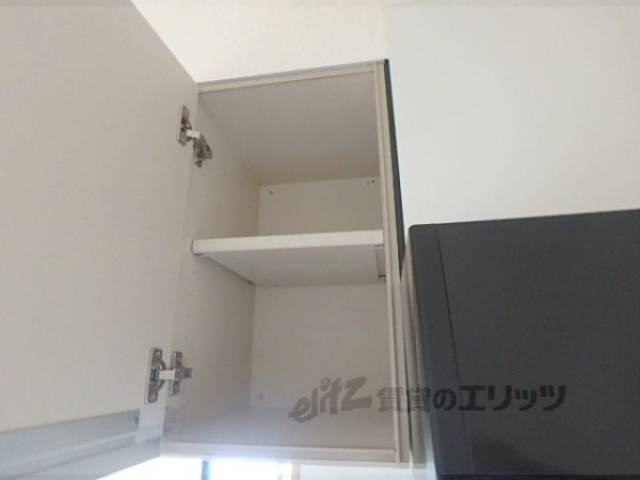 キッチン　上部収納
