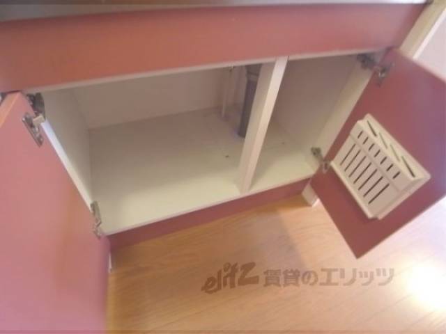 キッチン　キッチン下部収納