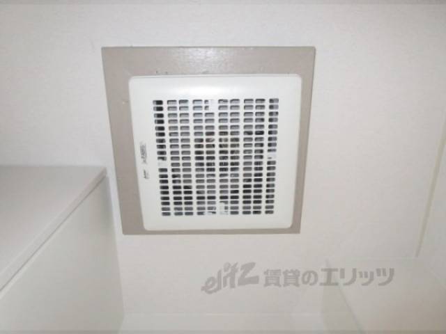 キッチン　換気扇