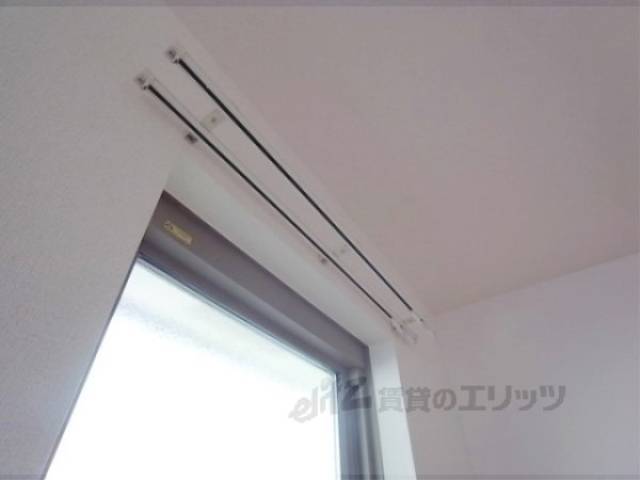 カーテンレール