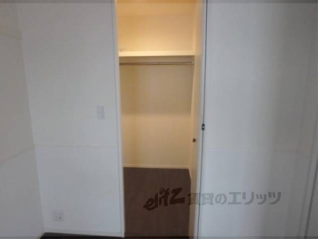 収納　洋室収納