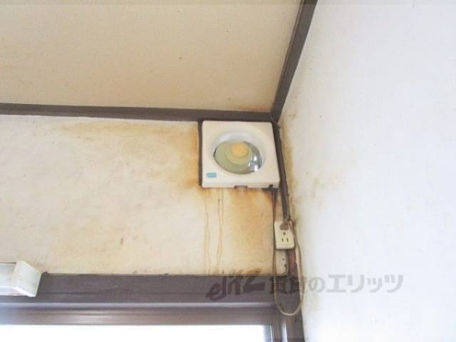 キッチン　換気扇