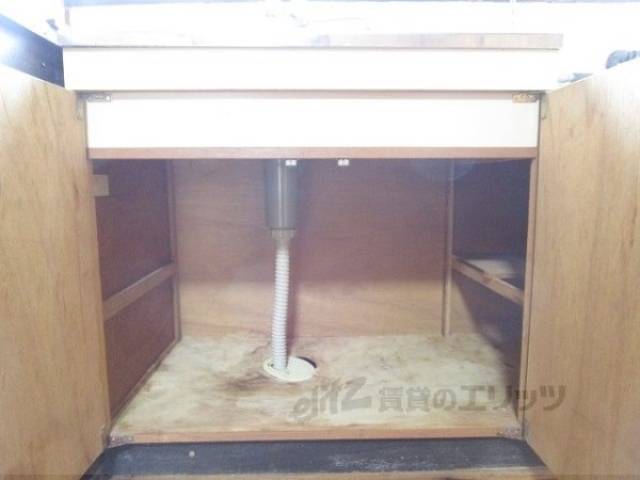 キッチン　収納