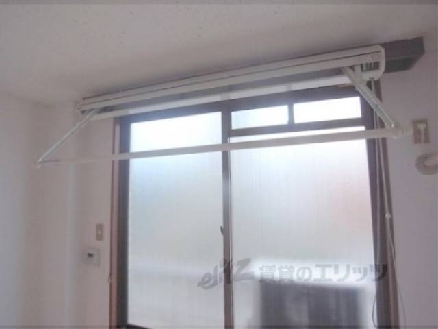 物干しざお　室内で洗濯物が干せます