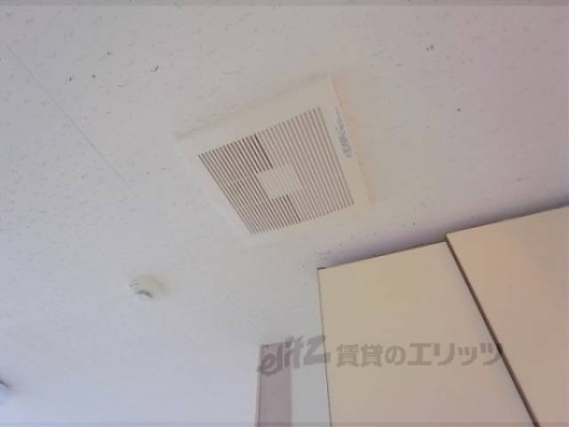 キッチン　換気扇