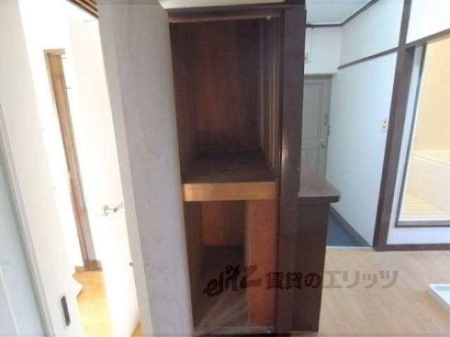 収納　廊下収納