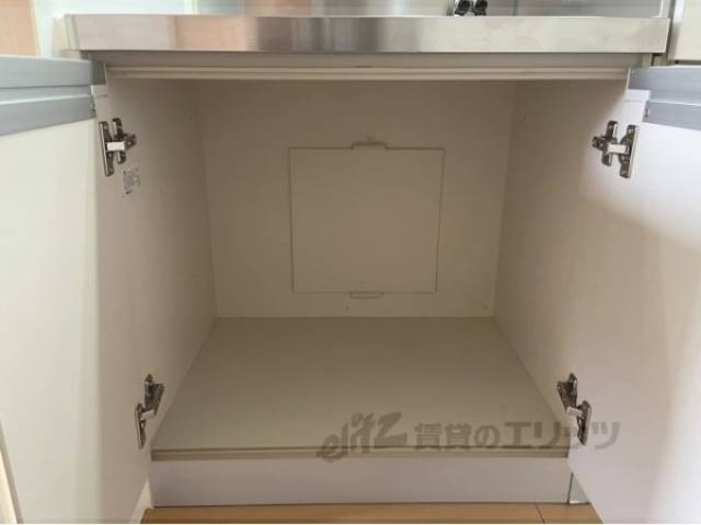 キッチン　下収納