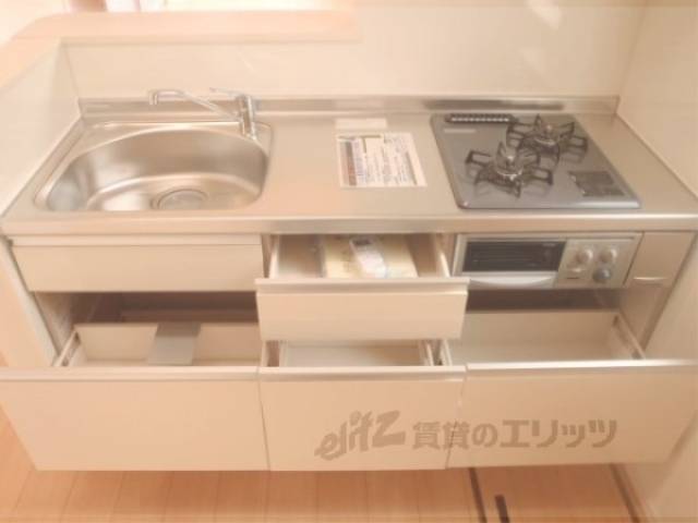 キッチン　キッチン下部収納