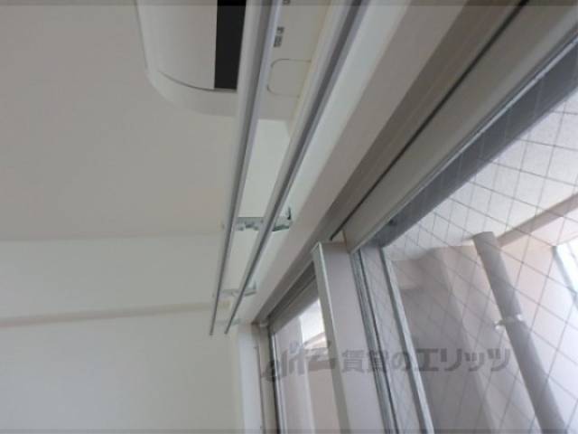 カーテンレール