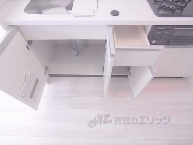 キッチン　収納場所