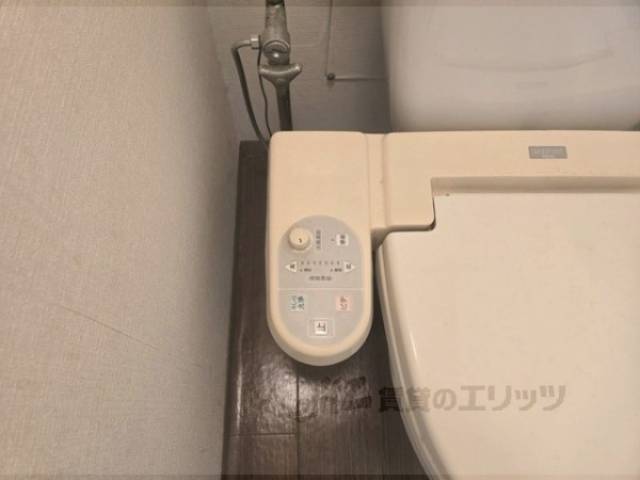 トイレ　ウォシュレット