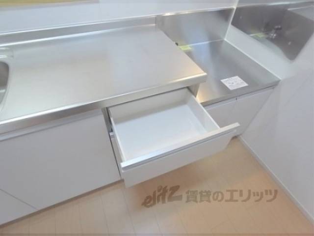 キッチン　下部収納