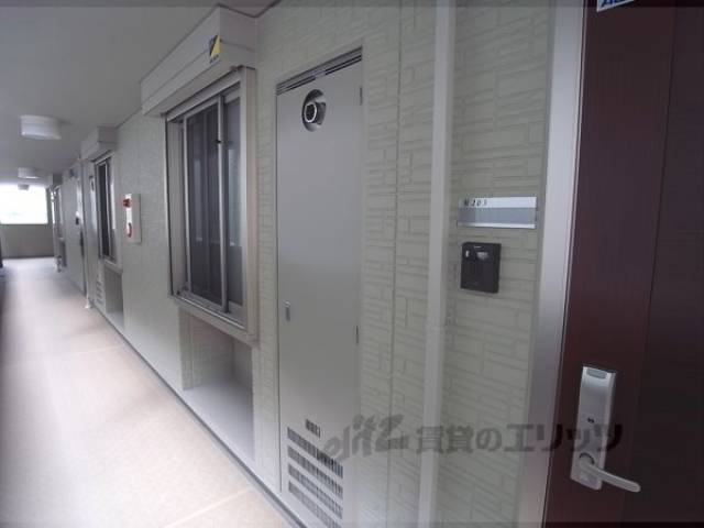 室外機置場　雨戸付き