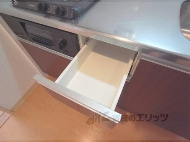 キッチン　下部収納