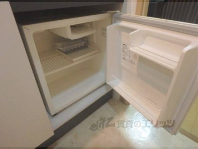 冷蔵庫置場　キッチン下冷蔵庫